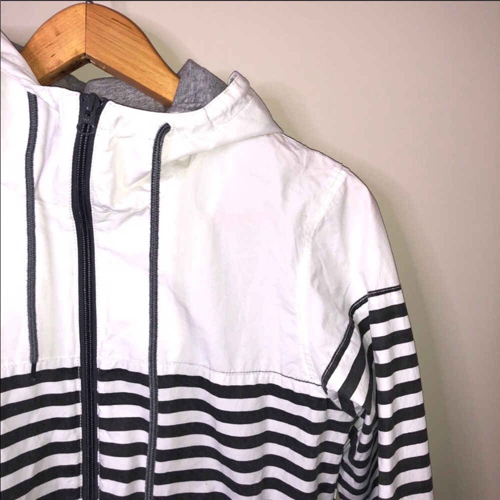 Twik Lightweight Jacket - Picture 4 of 6